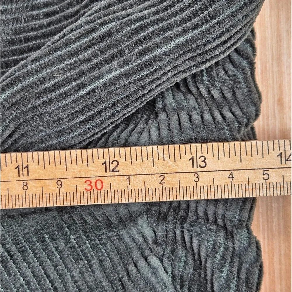 LL Bean Corduroy Pants Mens 38x29.5 Green Classic Fit Pleated Cotton Casual